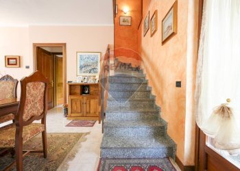 Scale - Villa a Schiera VIA BERGAMINA
 
53, Arcore - foto 21