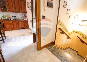 Scale - Villa a Schiera VIA BERGAMINA
 
53, Arcore - foto 52