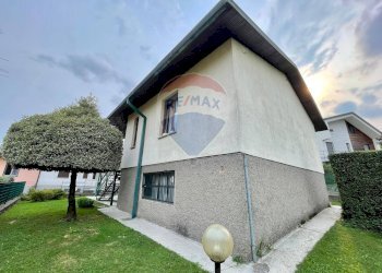 Casa all\'aperto - Villa Via Tiziano, Cucciago - foto 2