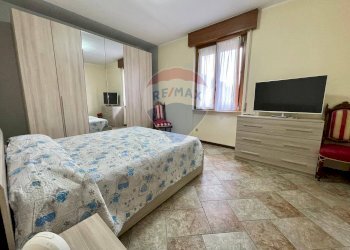 Camera / camera da letto - Villa Via Tiziano, Cucciago - foto 10