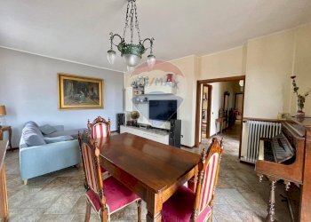 Sala da pranzo - Villa Via Tiziano, Cucciago - foto 25