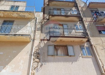 Edificio all\'aperto - Casa indipendente via Borgo Maddalena
 
40, Chiaramonte Gulfi - foto 7