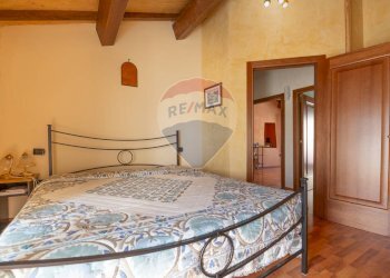 Camera / camera da letto - Appartamento Via Oriolo
 
14, Tocco da Casauria - foto 15