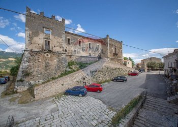 Edificio all\'aperto - Appartamento Via Oriolo
 
14, Tocco da Casauria - foto 24