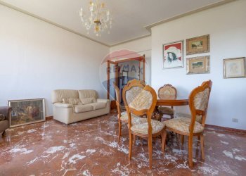 Sala da pranzo - Appartamento via dei Martiri Lancianesi
 
49, Chieti - foto 3