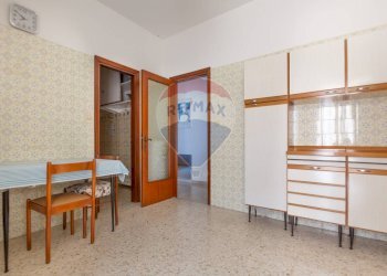 Sala da pranzo - Appartamento via dei Martiri Lancianesi
 
49, Chieti - foto 6