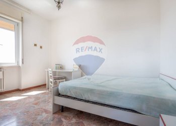 Camera / camera da letto - Appartamento via dei Martiri Lancianesi
 
49, Chieti - foto 11