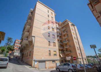 Edificio all\'aperto - Appartamento via dei Martiri Lancianesi
 
49, Chieti - foto 22