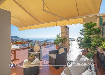 Foto 2 - Bilocale Via Padre Piazza
 
20, Varazze - foto 2