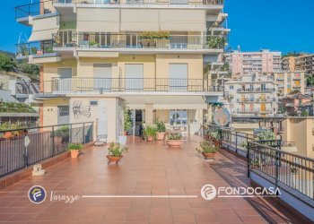 Foto 12 - Bilocale Via Padre Piazza
 
20, Varazze - foto 12