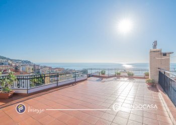 Foto 15 - Bilocale Via Padre Piazza
 
20, Varazze - foto 15