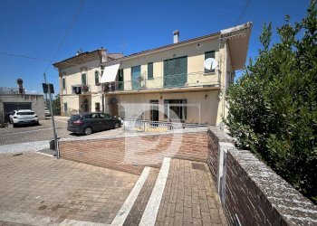 Foto 2 - Casa semi indipendente Piazza XXIV Maggio, Picciano - foto 2