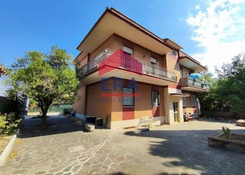 Foto 1 - Trilocale Via Gabriele Malagrida
 
15, Roma - foto 1