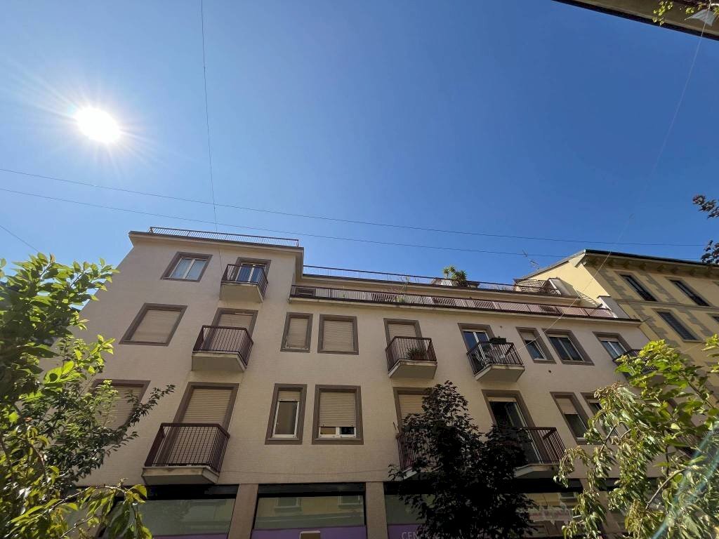 Facciata - Bilocale via Alfredo Albertini, Milano - foto 3