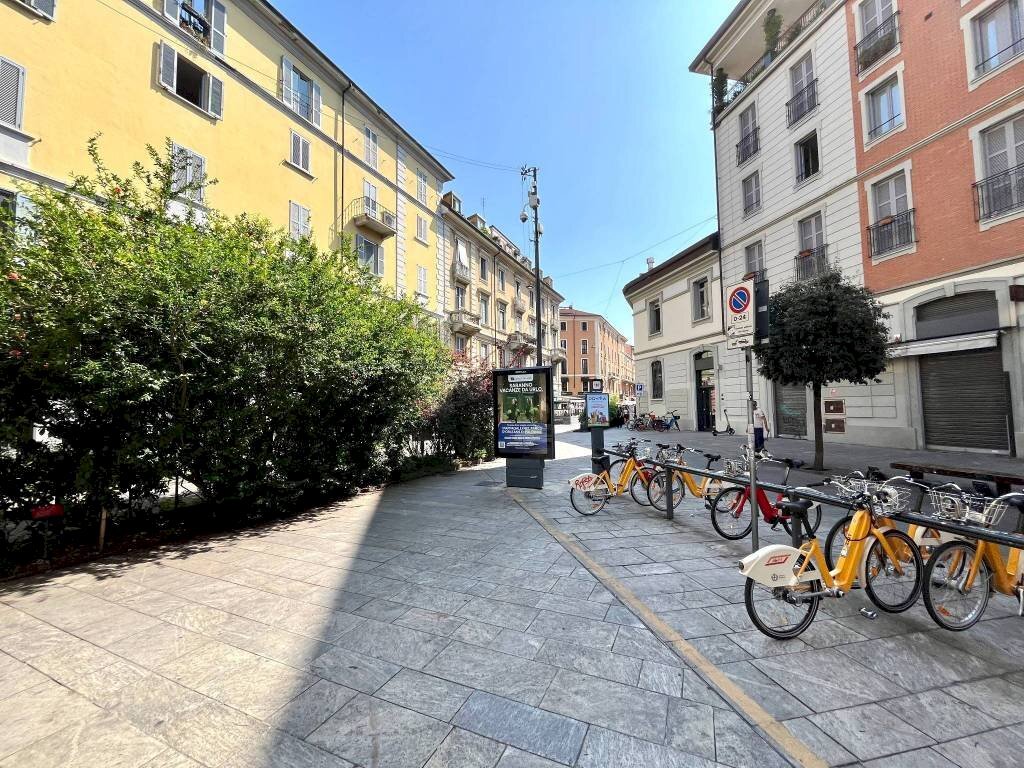 Zona - Bilocale via Alfredo Albertini, Milano - foto 1