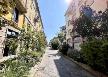 Zona - Bilocale via Alfredo Albertini, Milano - foto 2