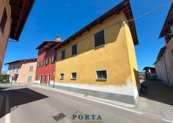 Foto 2 - Trilocale Via Carrù
 
19, Piozzo - foto 2