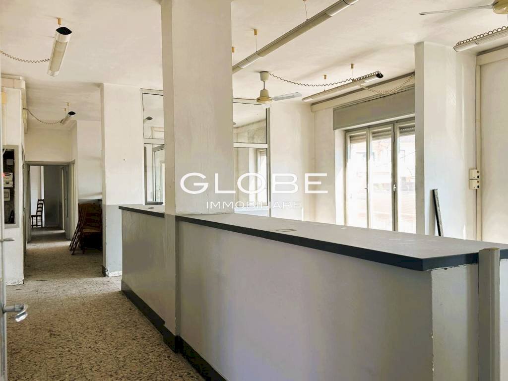 Interno non residenziale - Ufficio via Vittorio Veneto, Ciriè - foto 3