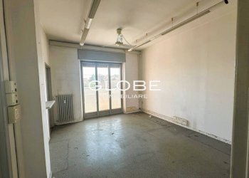 Interno non residenziale - Ufficio via Vittorio Veneto, Ciriè - foto 6