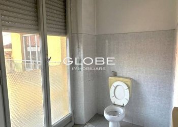 Bagno - Ufficio via Vittorio Veneto, Ciriè - foto 12