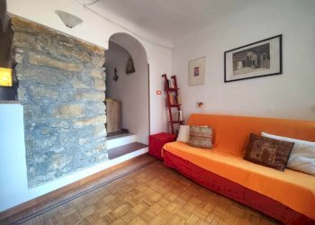 Soggiorno - Two-room apartment via Visitazione, 28, Ceriana - photo 2