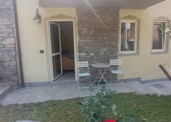 Facciata - Villa Frazione Vercellod, 49, Aymavilles - foto 17
