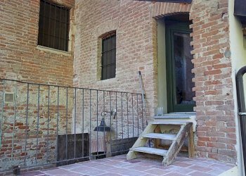 Farmhouse Cherasco - photo 31