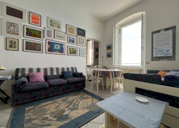 Soggiorno - Appartamento Corso Valparaiso, Chiavari - foto 5