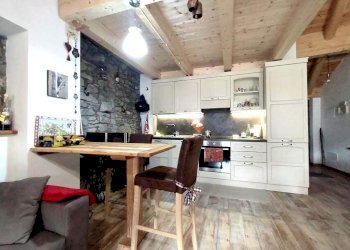 Mansarda AILLIAN, frazione Aillan, Doues - foto 4