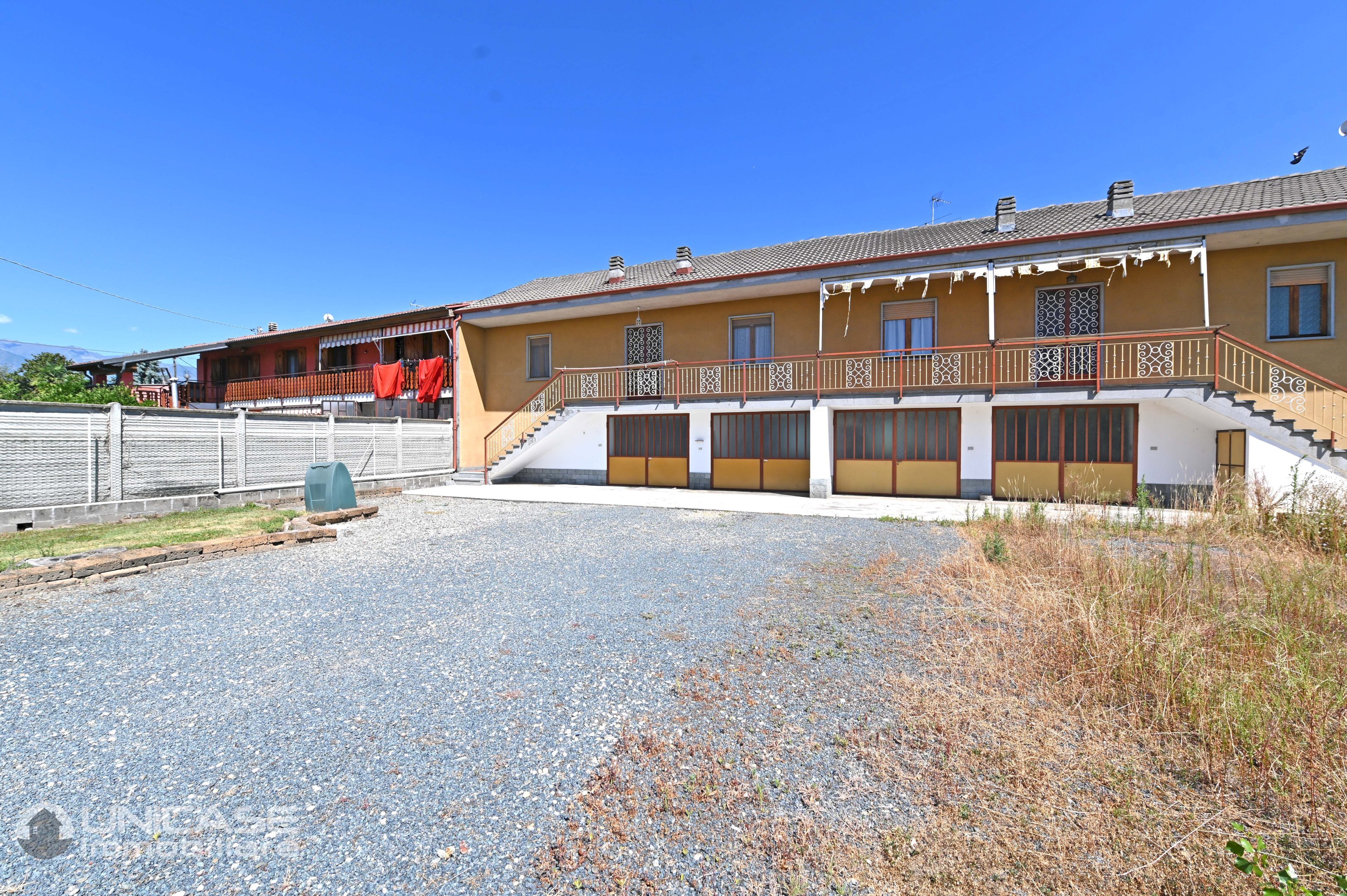 Semi-detached house Via del Pascolo, 18, Cavour - photo 1
