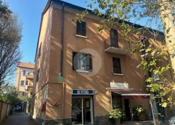 Shop Viale Fratelli Casiraghi, 95, Sesto San Giovanni - photo 1
