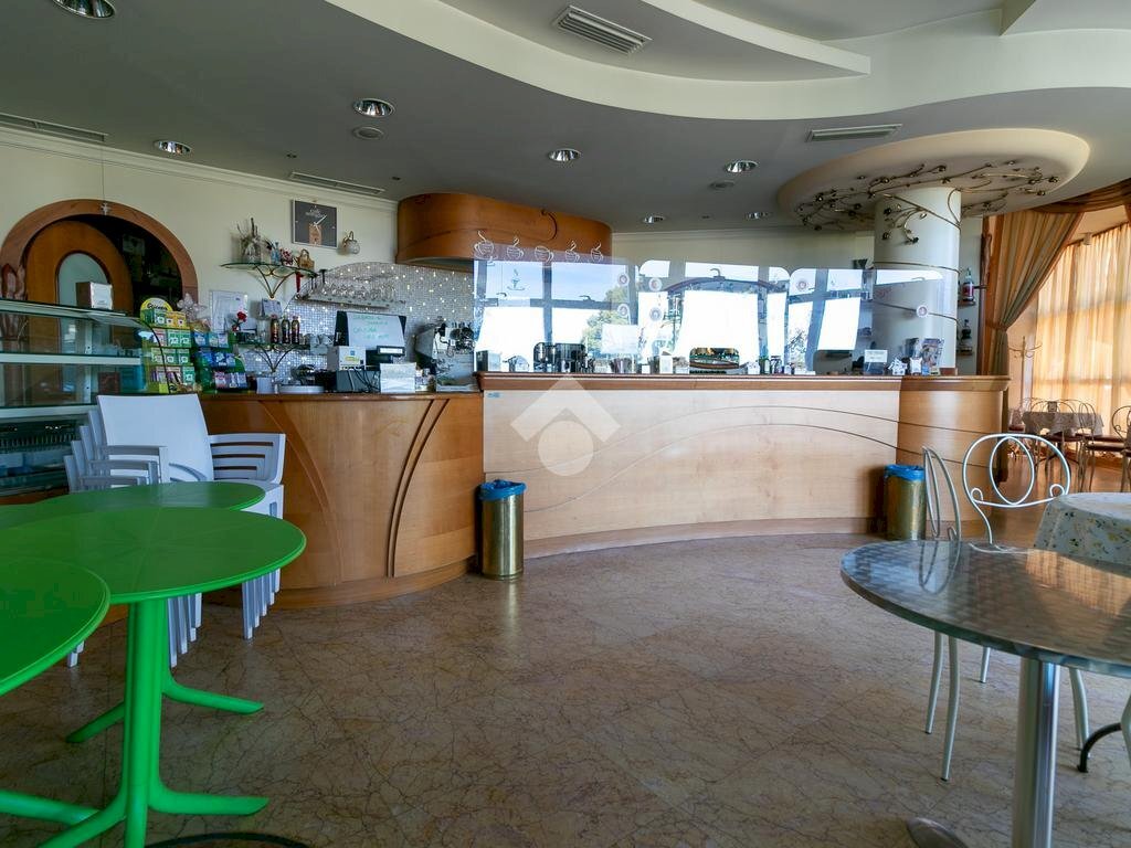 Negozio via eugenio bertini, Forlì - foto 1