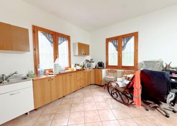 Independent house Via Destra Senio, Alfonsine - photo 11