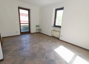 CUCINA ABITABILE - Villa a Schiera Frazione Castel del Bosco, 12, Roure - foto 6