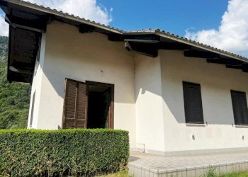 Villa a Schiera Frazione Castel del Bosco, 12, Roure - foto 2