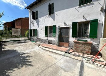 Semi-detached house Casa semindipendente Via Cesare Battisti, Penango - photo 3