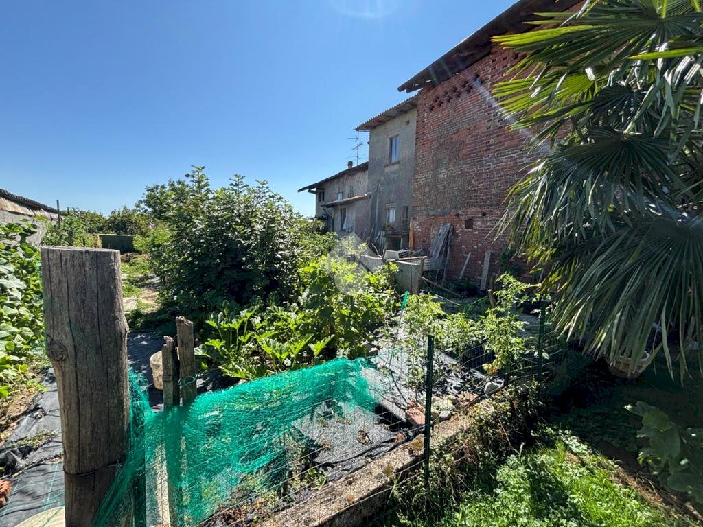 Casa indipendente Via vaglio, Varallo Pombia - foto 2