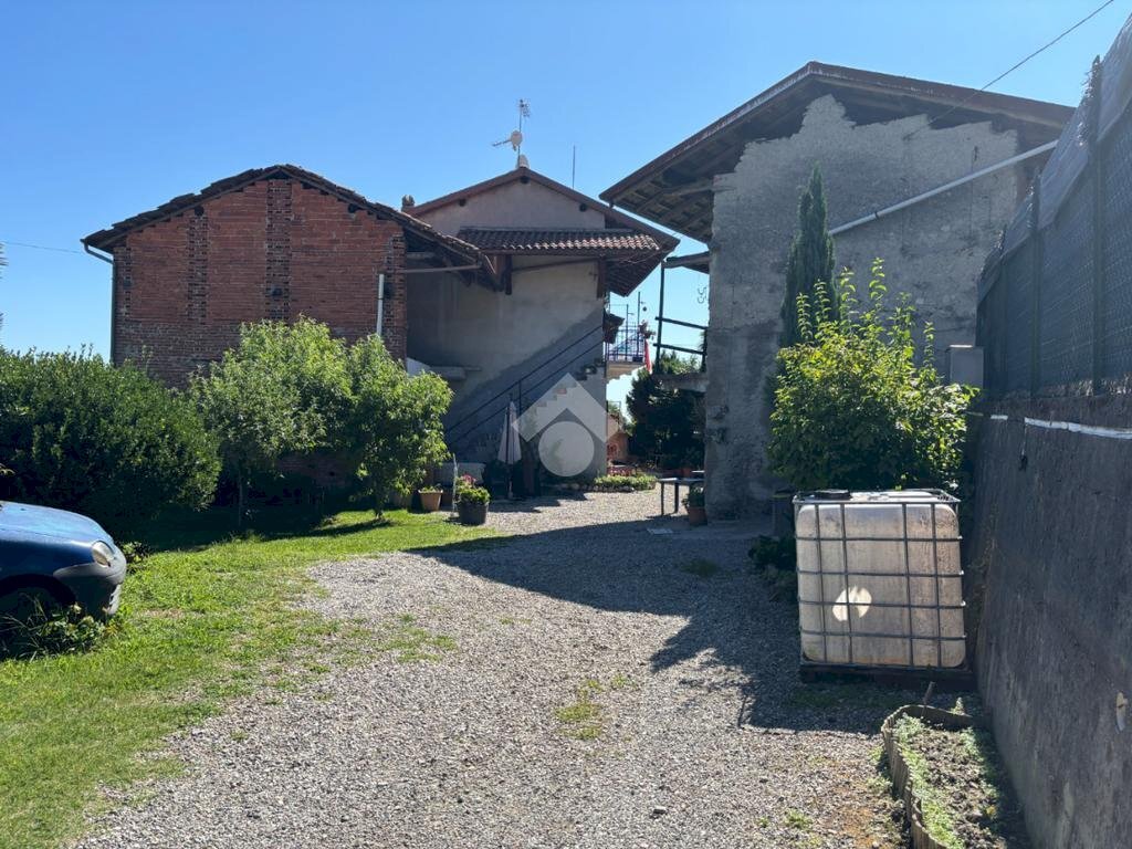 Casa indipendente Via vaglio, Varallo Pombia - foto 3