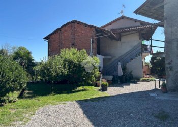 Casa indipendente Via vaglio, Varallo Pombia - foto 7