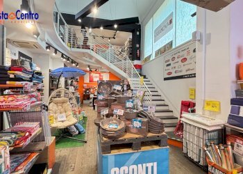 Foto 6 - Locale Commerciale Place des Franchises
 
1, Aosta - foto 6