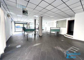 Foto 1 - Locale Commerciale Via Acciaiolo, Scandicci - foto 1