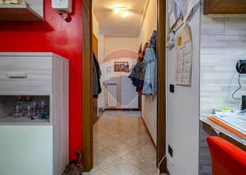 Hall / corridoio - Trilocale VIA BETTINETTI
 
45, Rho - foto 11