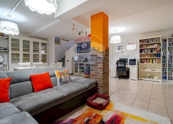 Soggiorno - Trilocale VIA BETTINETTI
 
45, Rho - foto 25