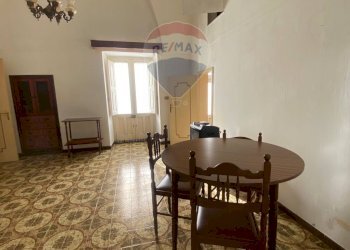 Sala da pranzo - Casa indipendente Via Giulio Cesare
 
7 - 9, Castrignano del Capo - foto 7