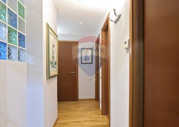 Hall / corridoio - Appartamento Via Acicastello
 
85, Aci Castello - foto 7