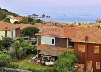 Casa all\'aperto - Appartamento Via Acicastello
 
85, Aci Castello - foto 24