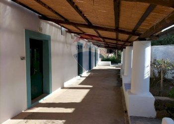 Terrazza - Casa indipendente Strada Comunale Liscio
 
snc, Lipari - foto 2