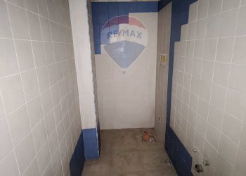 Hall / corridoio - Locale Commerciale Piano Canali
6, Piazza Armerina - foto 6