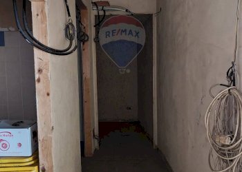 Stanza vuota - Locale Commerciale Piano Canali
6, Piazza Armerina - foto 11