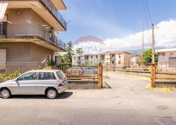 Edificio all\'aperto - Appartamento Via Libertà
 
1, Riposto - foto 4